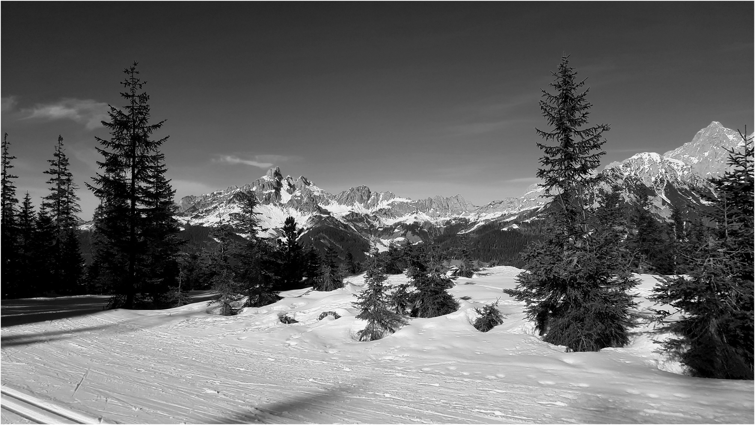 M_5600_09_4_Roswitha Oberhuber_Winterlandschaft Roswitha Oberhuber - Winterlandschaft