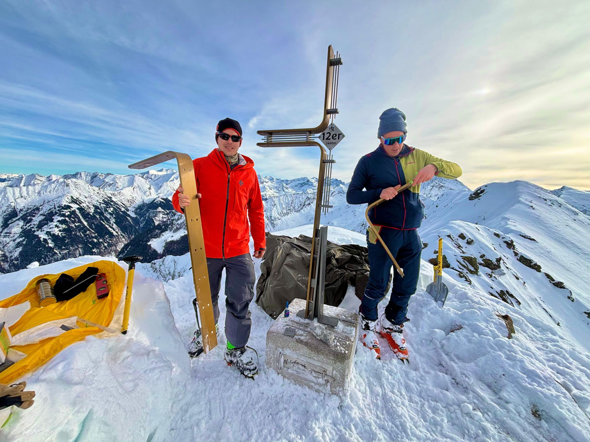 NAF_Gipfelkreuz-Zwölfer_1